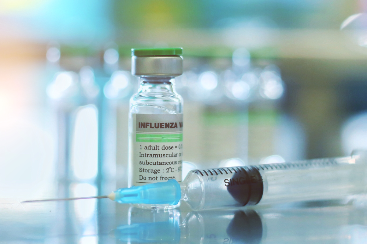 [黑特] 流感疫苗不能跟Novavax同一天施打？